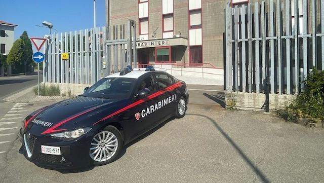 Sassuolo, anziana derubata del portafoglio al mercato. Presa una ragazza di 18 anni