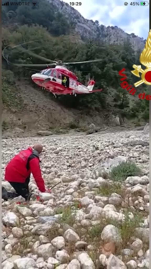 Si perdono tra Cala Fuili e Cala Luna: due escursioniste recuperate con l’elicottero dei vigili del fuoco