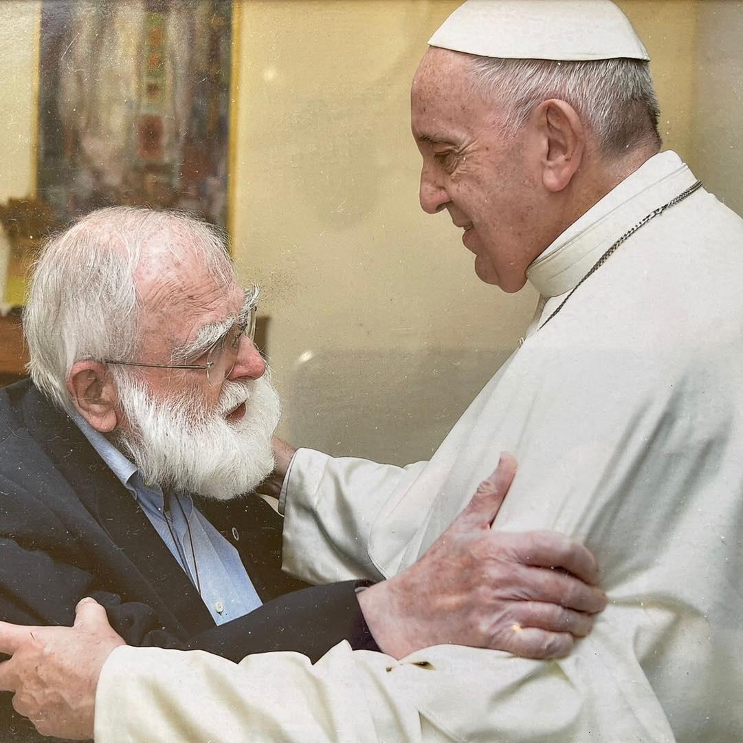 Cecina, gli auguri del Papa a don Reno per i suoi 75 anni di sacerdozio