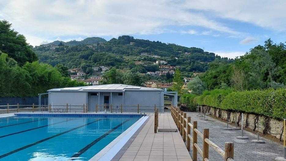 Riapre la piscina di Vernio: restyling da 570mila euro