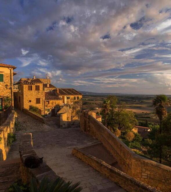 A Casale la bandiera rossa e bianca dei borghi più belli d’Italia