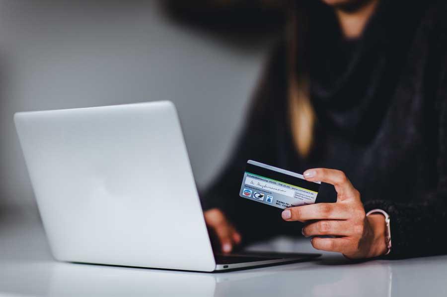 Gli hacker modificano l’Iban: azienda sassarese sarà risarcita