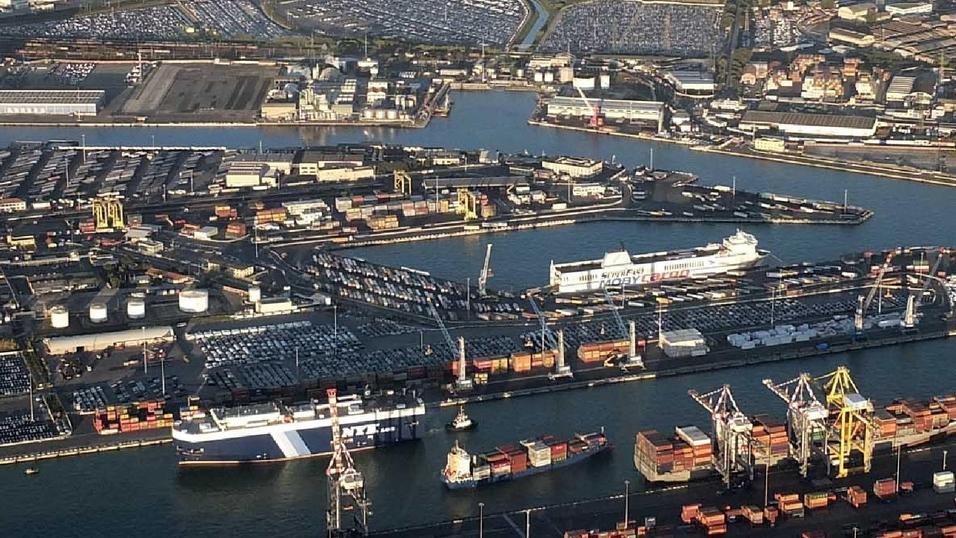 Tagli al porto di Livorno, Luciano Guerrieri: «Il costo finale salirà e 300 milioni non basteranno»