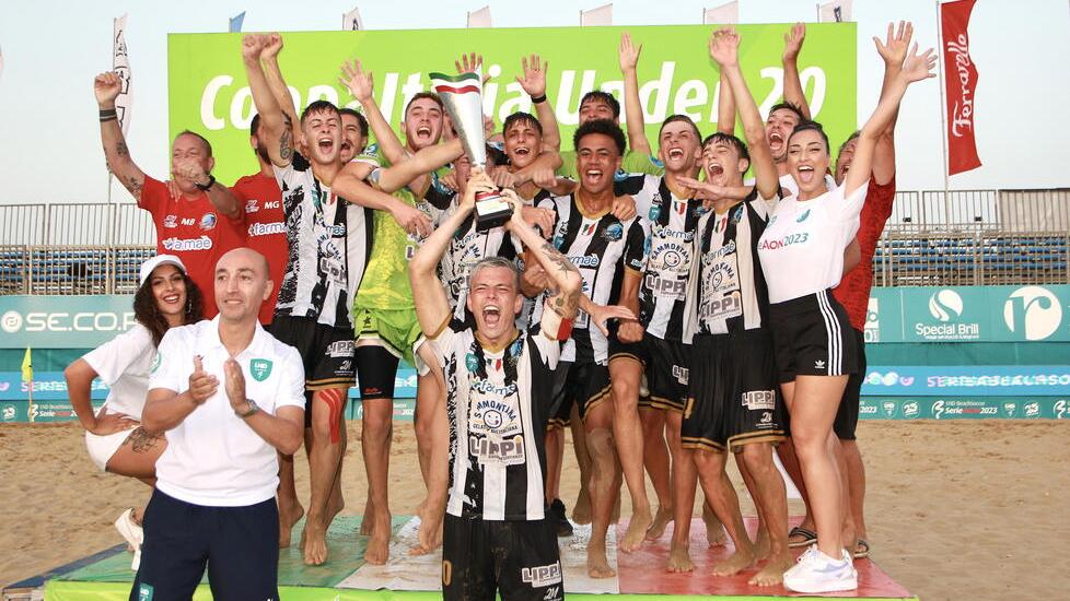 Beach soccer, Viareggio campione: ecco la Coppa dei ragazzi terribili