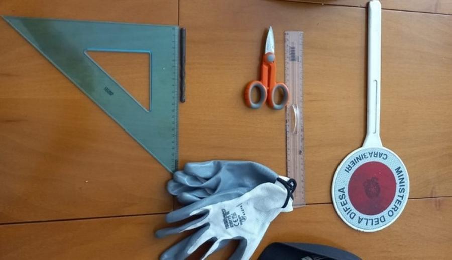 
	Il sequestro dei carabinieri

