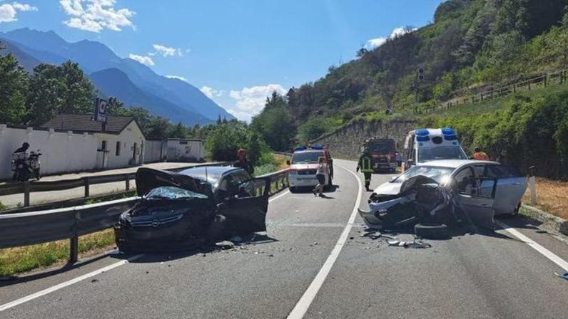 Lo schianto (foto dei vigili del fuoco)