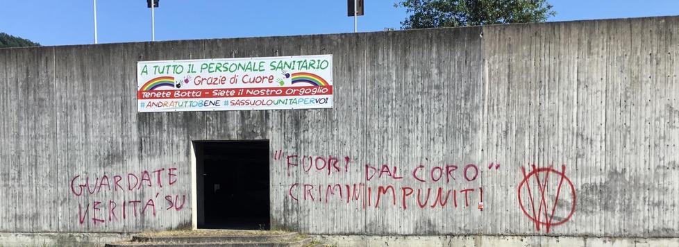 Gli ultras del Sassuolo Calcio cancellano le scritte dei no vax