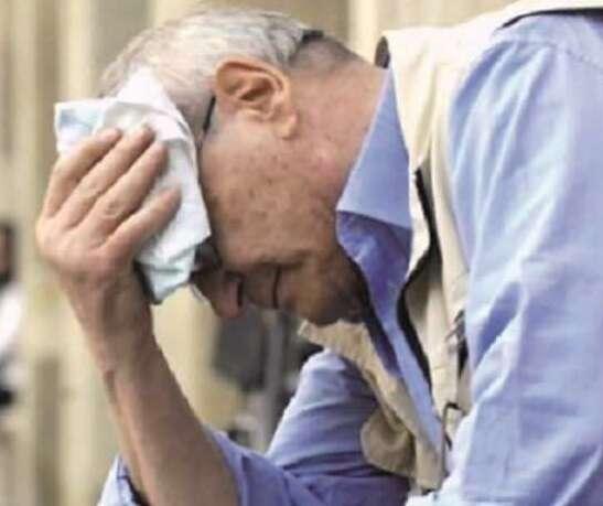 Rsa apuane, temperature sopra i 30 gradi. Senza obbligo di condizionatori, la speranza degli anziani sono i sindaci