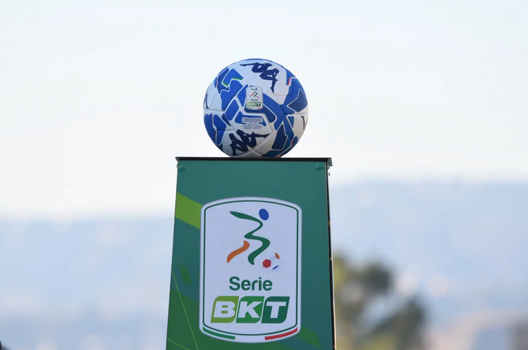 Si alza il velo sulla nuova serie B