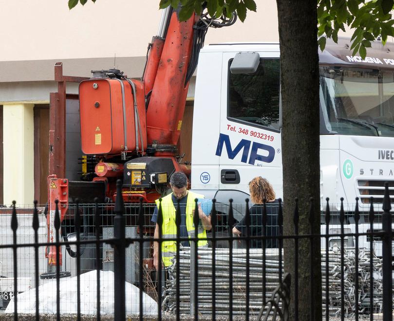Soliera, muore l’operaio di 55 anni ferito in cantiere 