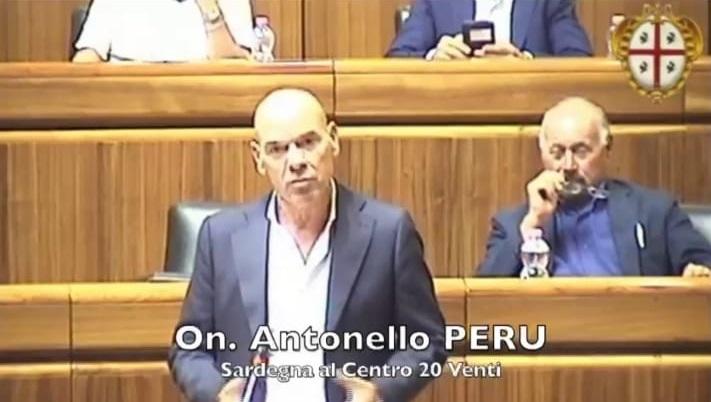 Consiglio regionale, Antonello Peru rientra e attacca Marco Tedde: «Ricorso indegno contro di me»