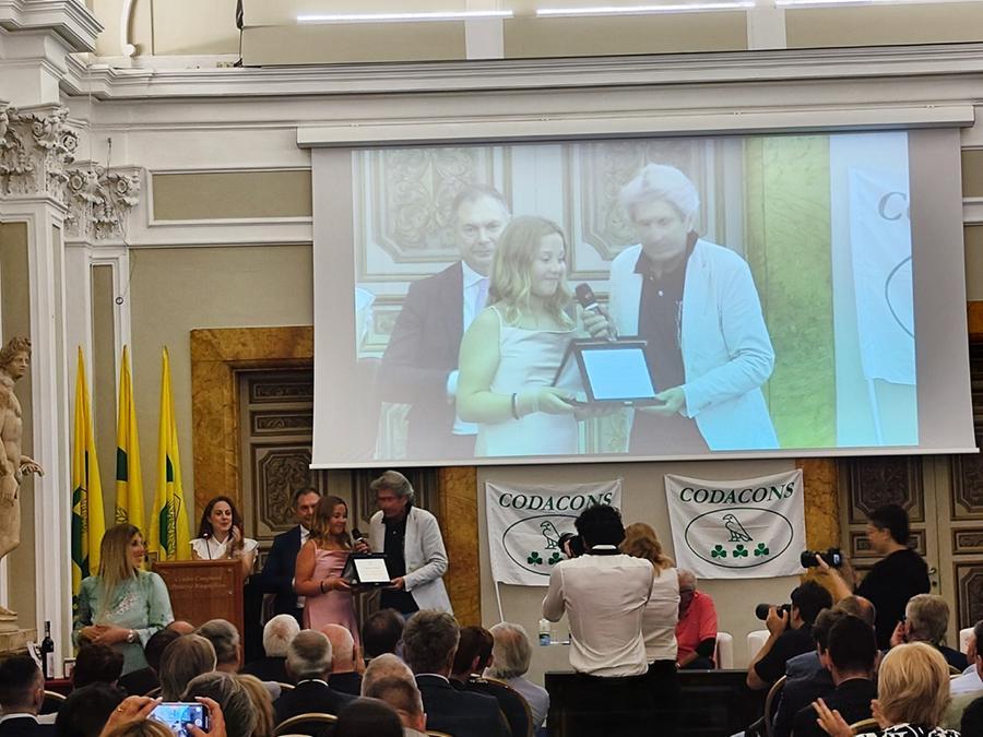 Aveva criticato Chiara Ferragni su Instagram: l’11enne di origine sarda premiata dal Codacons