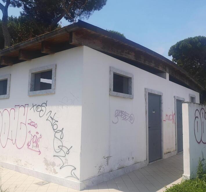 Marina di Mulazzo, niente wc in pineta e all’ex Marino<br>
