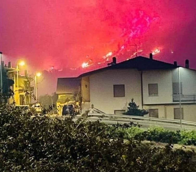 Incendio del Montiferru, le parti lese vogliono il processo: «Disastro annunciato e malgestito»