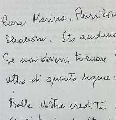 «Berlusconi, anomalie sul testamento» I dubbi della grafologa modenese