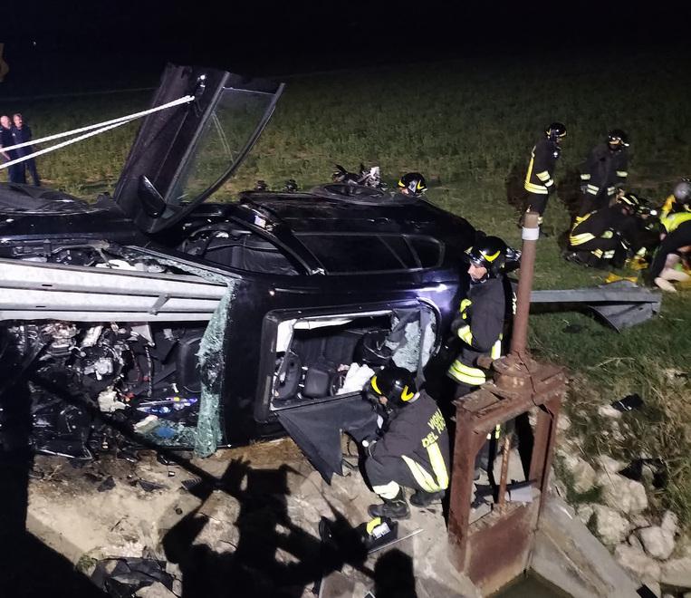 Madonna Boschi, due comunità in ansia: sempre gravi a Cona padre e figlio