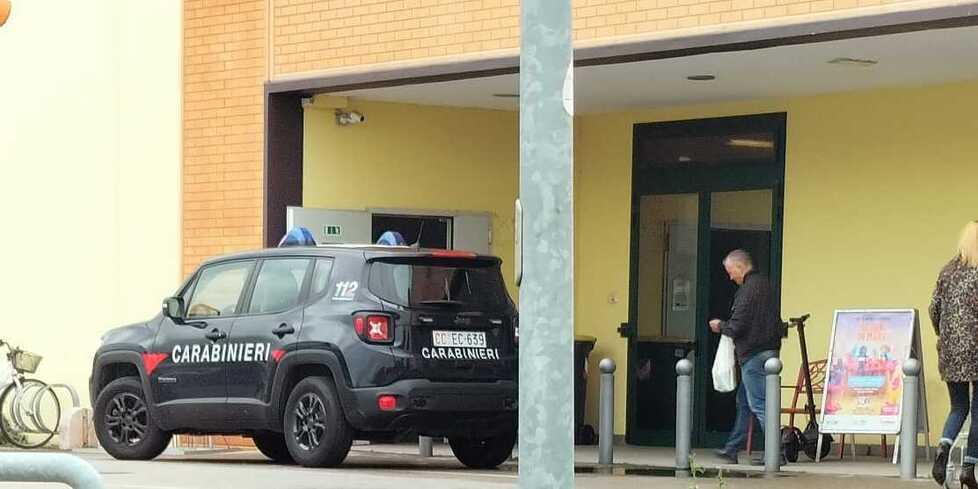 Rapina con coltello al Conad di Marano. Condannato a due anni e mezzo<br type="_moz" />
