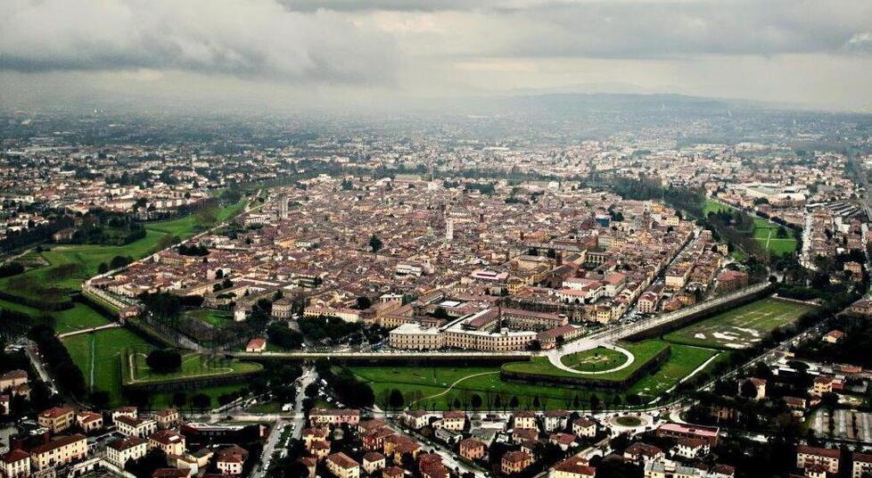 Lucca dall'alto
