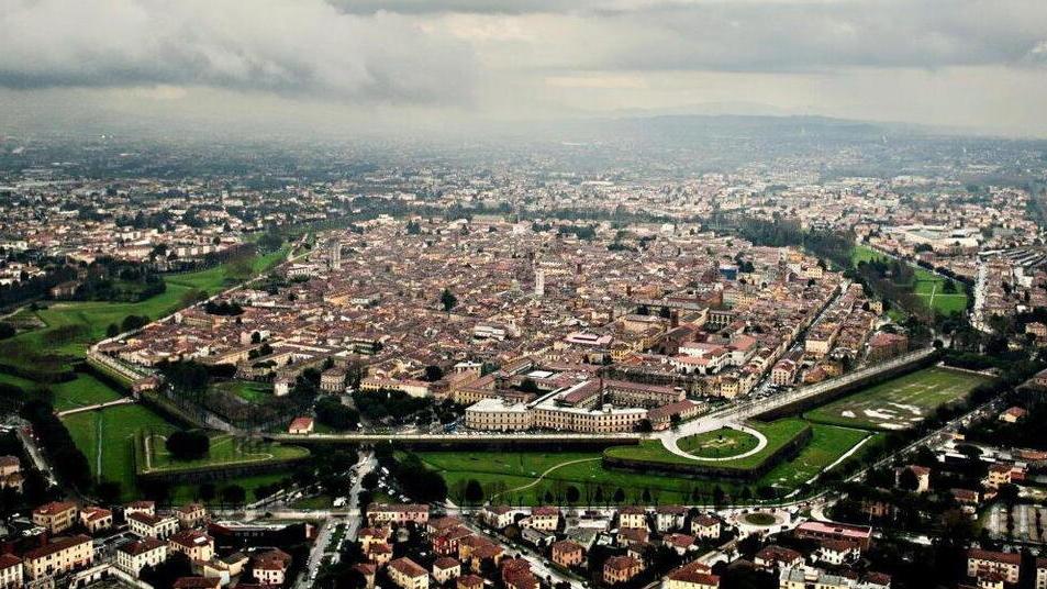 Lucca dall'alto