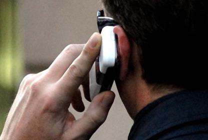 Truffa al telefono (foto d’archivio)