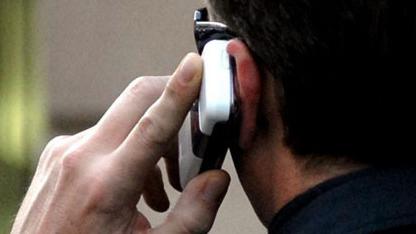 Truffa al telefono (foto d’archivio)