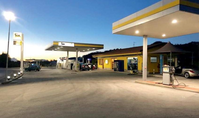 
	La stazione di rifornimento di Giacomo Agostini

