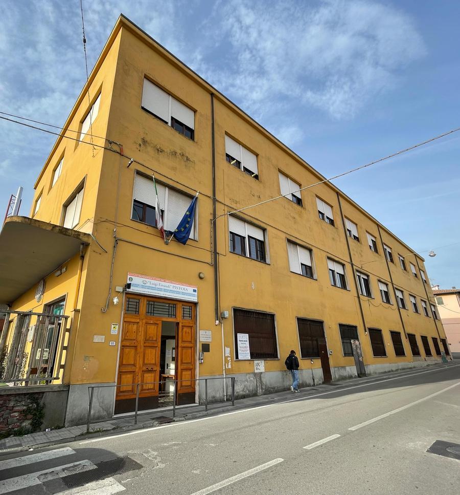 Pistoia, l’istituto Einaudi attende il cantiere. La preside: «Da sistemare 25 classi»