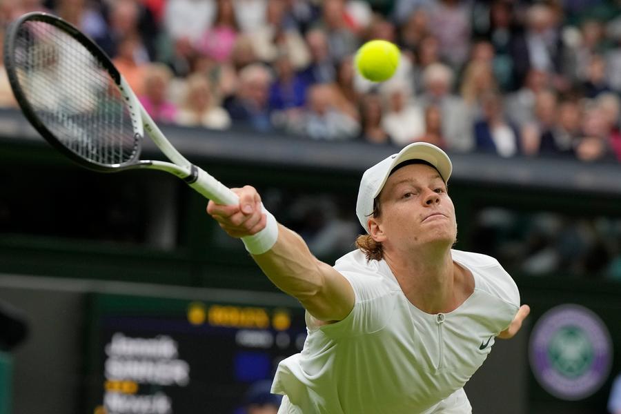 Wimbledon, Sinner sconfitto in semifinale da Djokovic