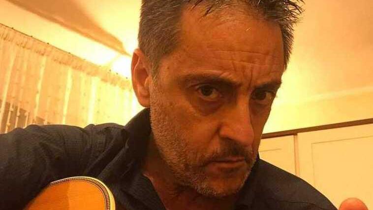 Gattino ucciso dal suo cane, Giuseppe Masia replica alle accuse: «Una zuffa tra animali, non c’entro»