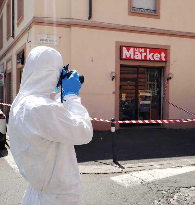 Sparatoria in centro a Livorno, il fratello del ferito: «Qualcuno l’ha picchiato e ha preso i soldi» – Video