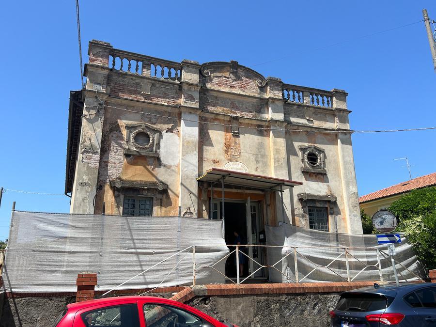 Pescia, Società operaia: «Salviamo la sede di Alberghi»