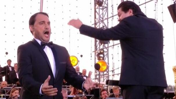 Francesco Demuro emoziona Parigi