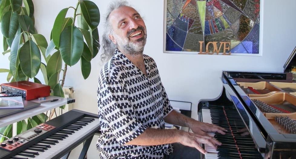 Stefano Bollani: «La prima regola è non annoiarmi»