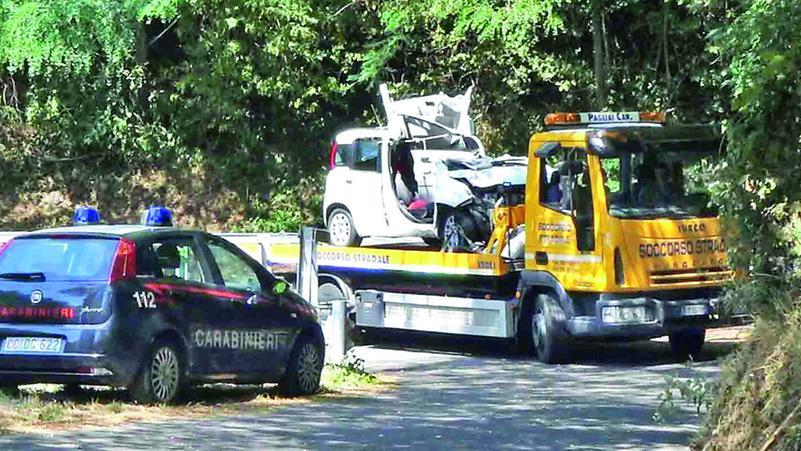 Pistoia, a 20 anni finì fuori strada e morì nel dirupo: l’assicurazione risarcisce i familiari