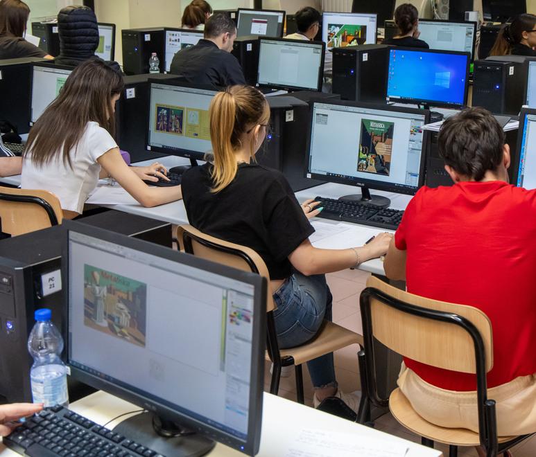 Grosseto, nove dirigenti scolastiche cambiano sede da settembre