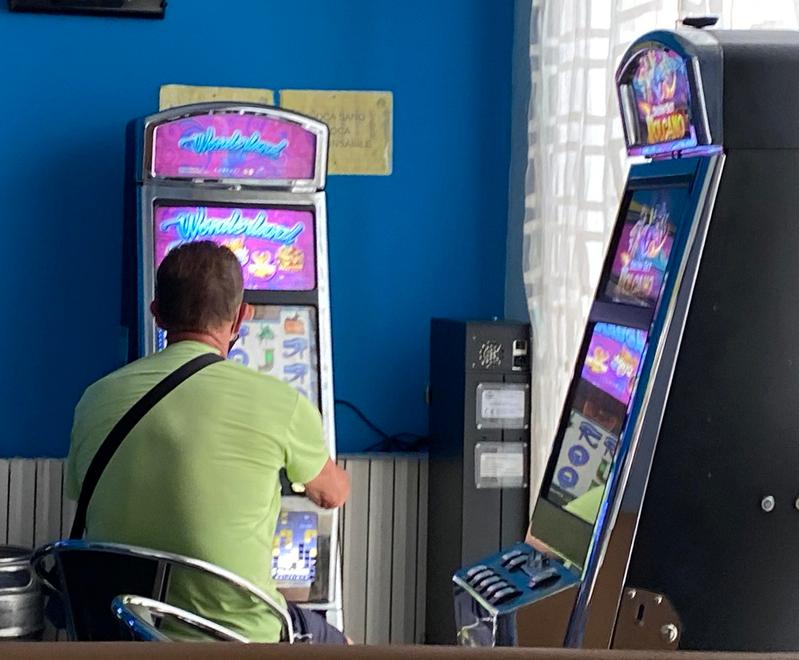 Ludopatia, un male come la droga: in Emilia “pazienti” a centinaia