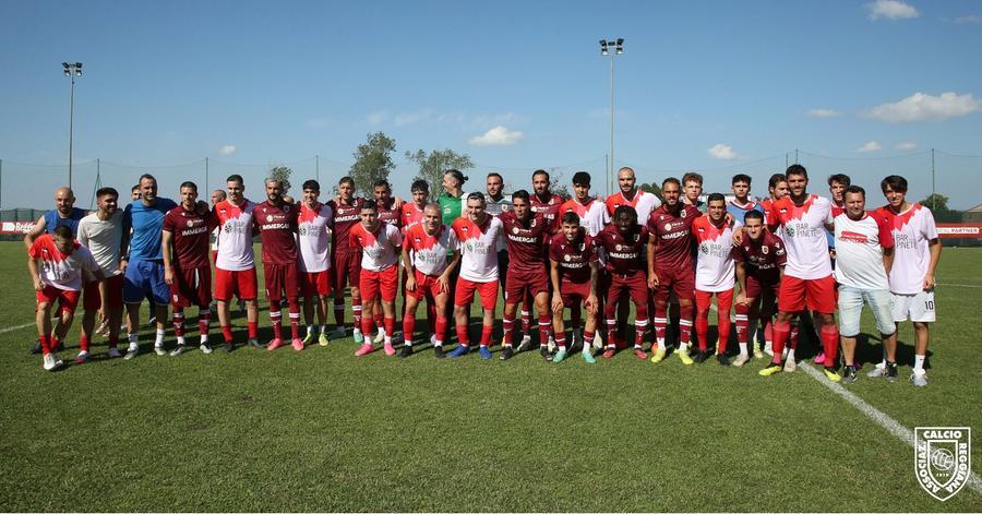 Bagno di folla per la prima sgambata della Reggiana