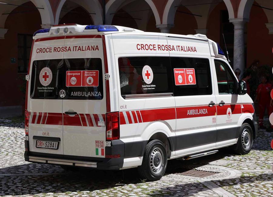 Arezzo si era tuffato nel lago mentre era a pesca ritrovato dopo