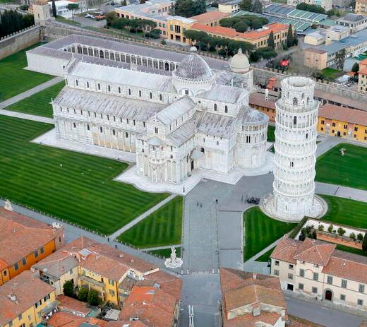 Una veduta di piazza dei Miracoli