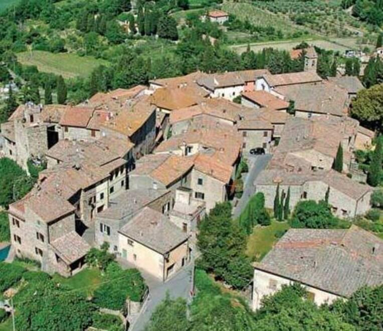 Una veduta dall'alto di Lajatico