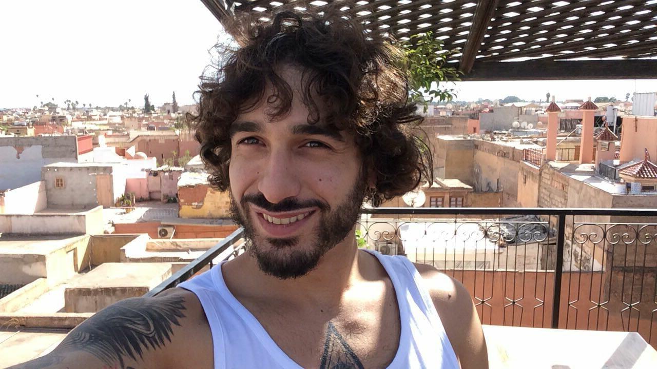 Livorno, morto a 31 anni in un incidente. La mamma: «Ecco come si può sopravvivere a un dolore atroce»