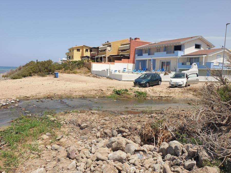 L’acquedotto si rompe di nuovo, la furia dei turisti a Castelsardo
