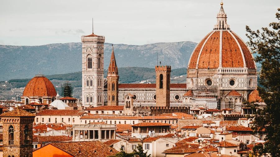 Guide turistiche, stop agli abusivi: arrivano esame nazionale e albo