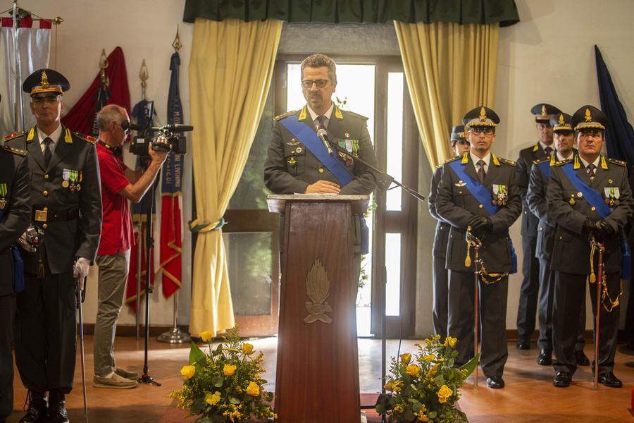 
	Il colonnello Cesare Antuofermo alle festa della guardia di finanza (foto d'archivio)

