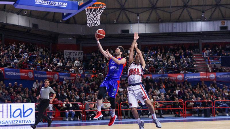 Fabo e Gema, derby alle porte