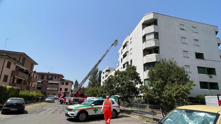 Paura a Pieve: cortocircuito provoca un incendio nello scantinato, evacuata una palazzina