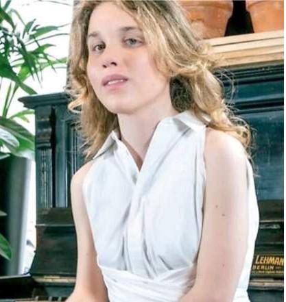 
	Frida Bollani Magoni, classe 2004



	&nbsp;

