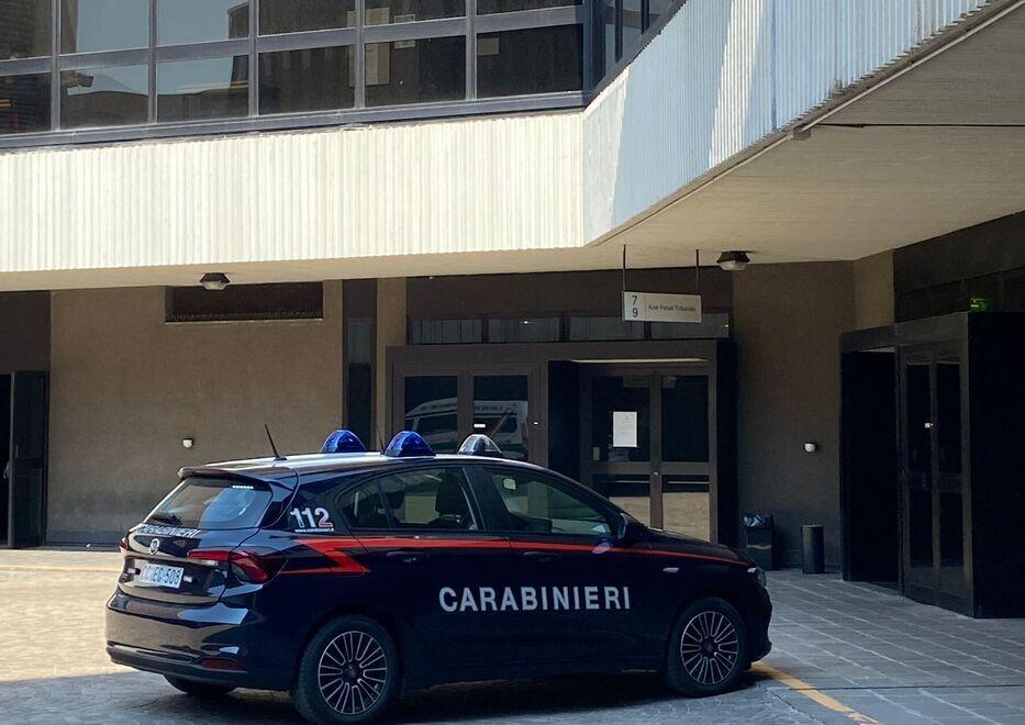 Proposte sessuali dal vicino di casa, audizione protetta per una 15enne