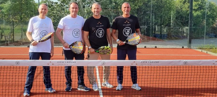 
	Un'immagine della giornata inaugurale con Zambrotta, il secondo da destra

