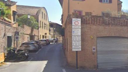 Uno dei varchi della Ztl in centro a San Miniato